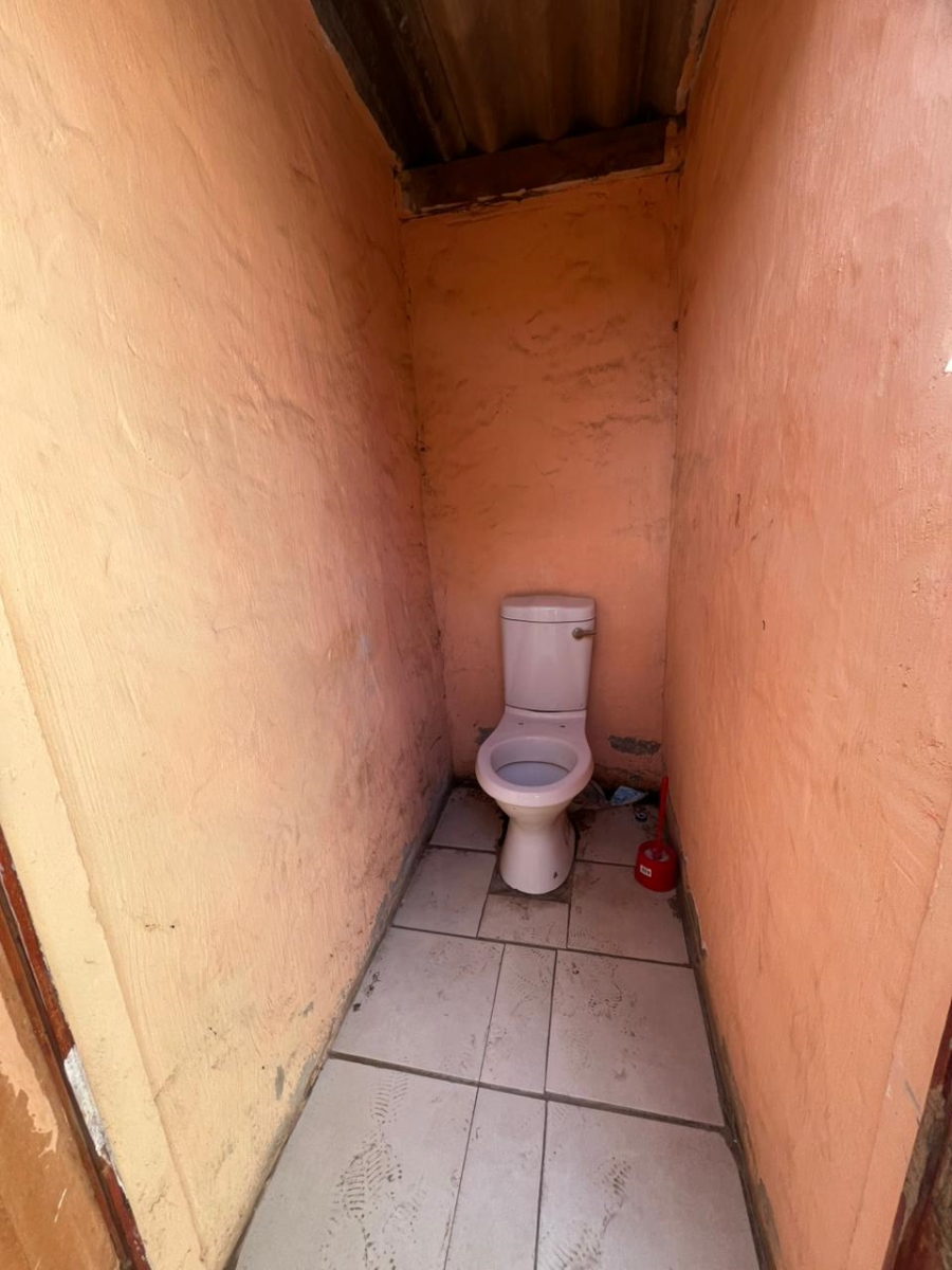  Bedroom Property for Sale in Zwide Eastern Cape